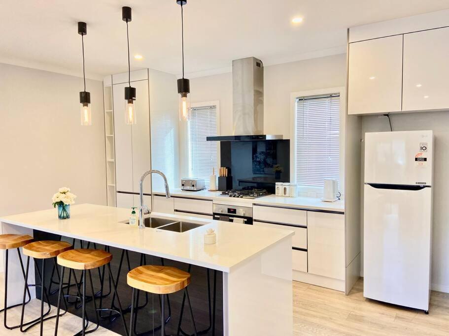 Morden Spacious New House Χάμιλτον Εξωτερικό φωτογραφία