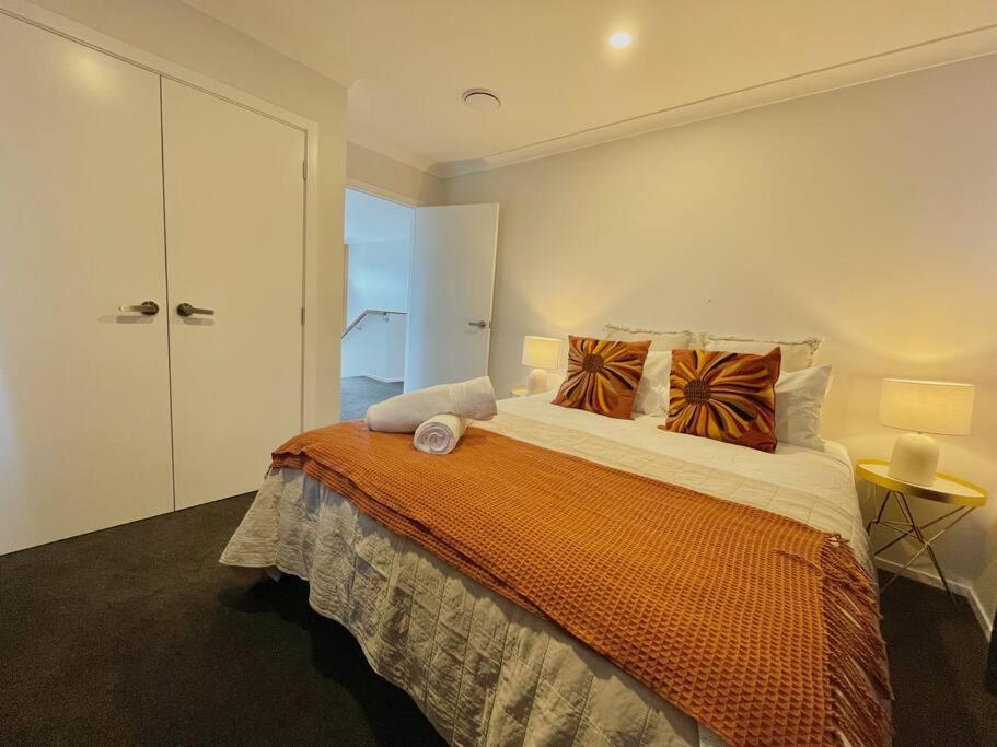 Morden Spacious New House Χάμιλτον Εξωτερικό φωτογραφία